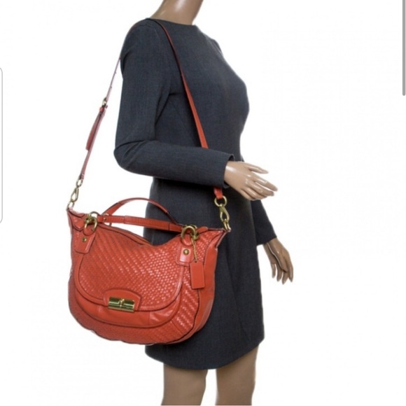 Coach Kristin Pink Woven Leather Large Shoulder Handbag Purse N2 E1220-19312 - Picture 11 of 12